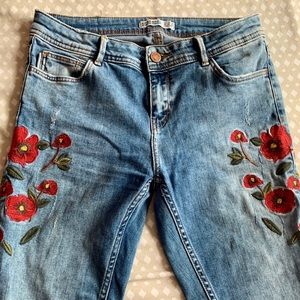 Zara Mid-rise Embroidered Jeans